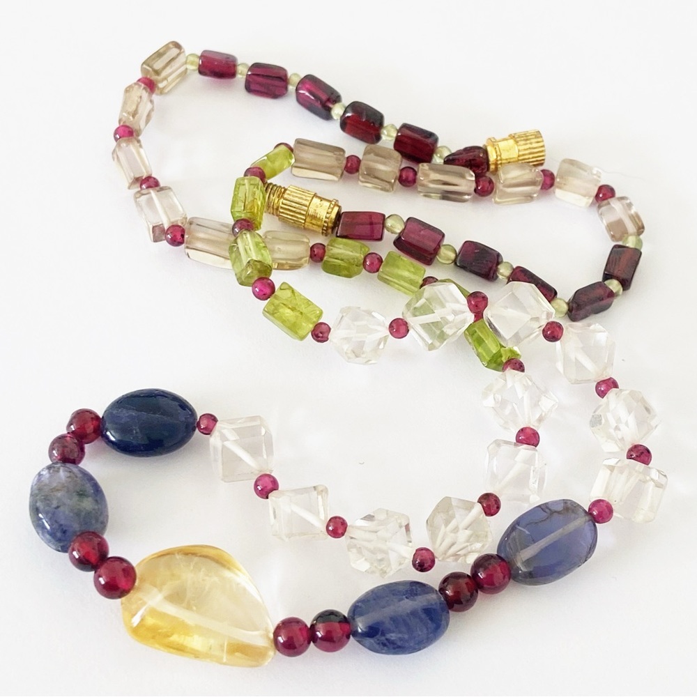 Vintage gemstone beaded necklace- garnet, rock crystal quartz, amethyst, peridot